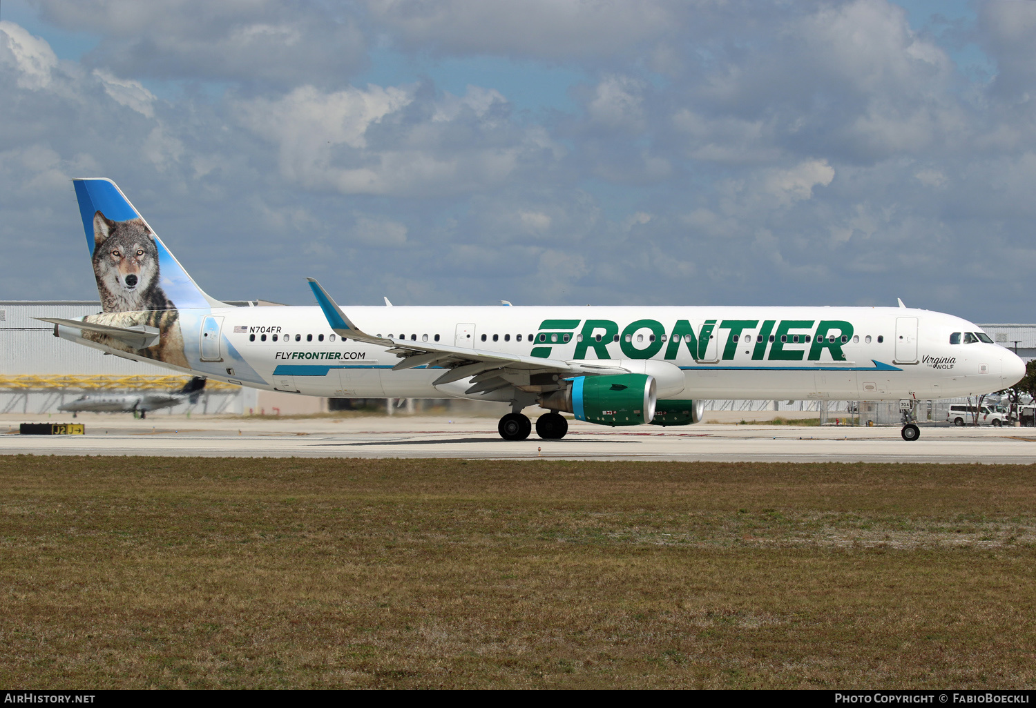 Aircraft Photo of N704FR | Airbus A321-211 | Frontier Airlines | AirHistory.net #565416