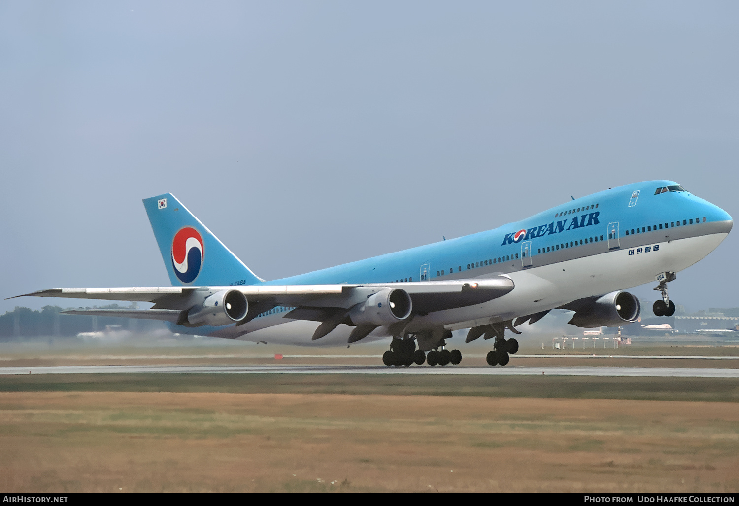 Aircraft Photo of HL7464 | Boeing 747-2B5B | Korean Air | AirHistory.net #565441
