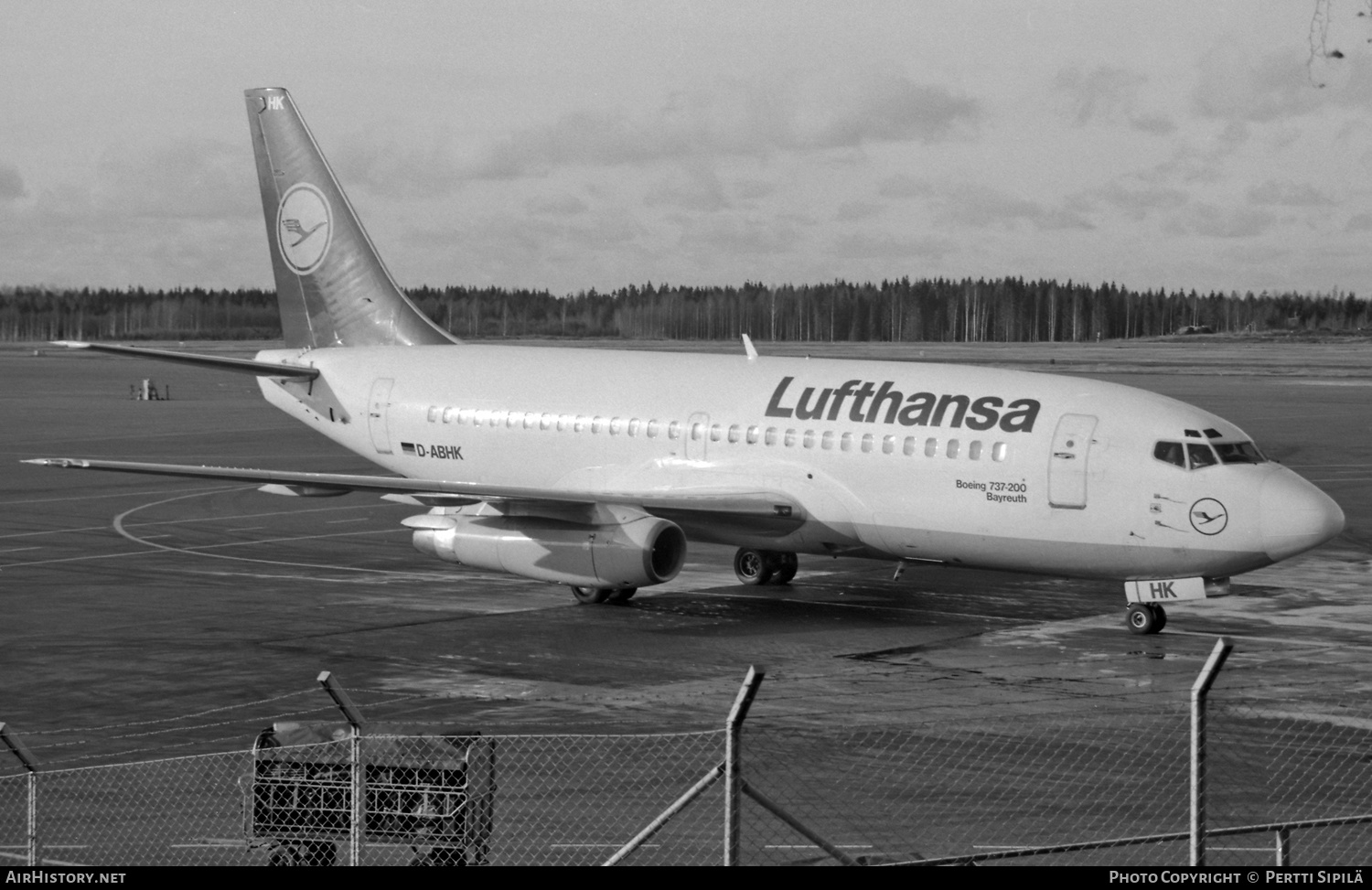 Aircraft Photo of D-ABHK | Boeing 737-230/Adv | Lufthansa | AirHistory.net #565479