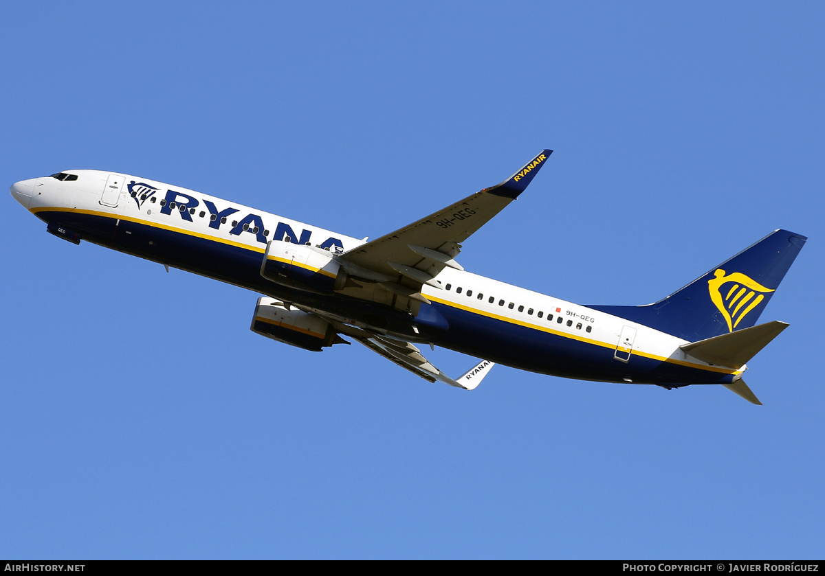 Aircraft Photo of 9H-QEG | Boeing 737-800 | Ryanair | AirHistory.net #565493