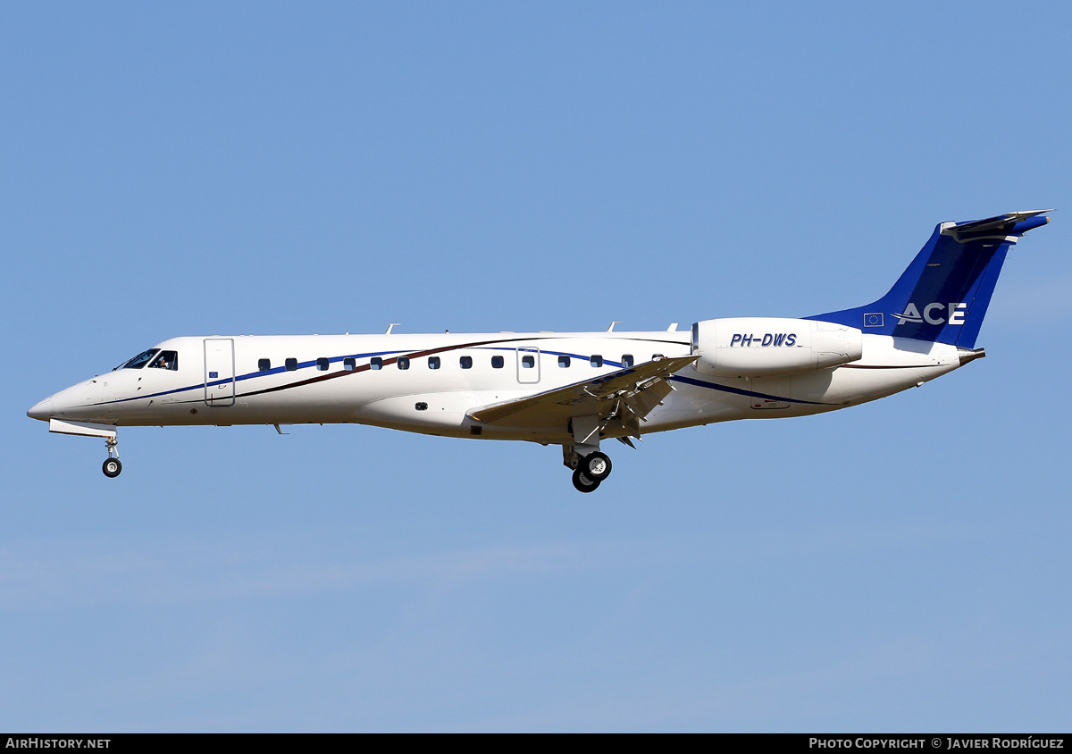 Aircraft Photo of PH-DWS | Embraer ERJ-135LR (EMB-135LR) | ACE - Air Charters Europe | AirHistory.net #565494