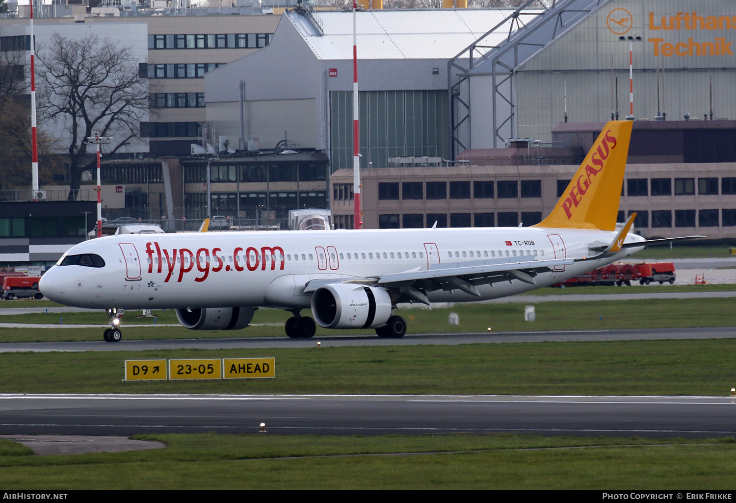 Aircraft Photo of TC-RDB | Airbus A321-251NX | Pegasus Airlines | AirHistory.net #565558