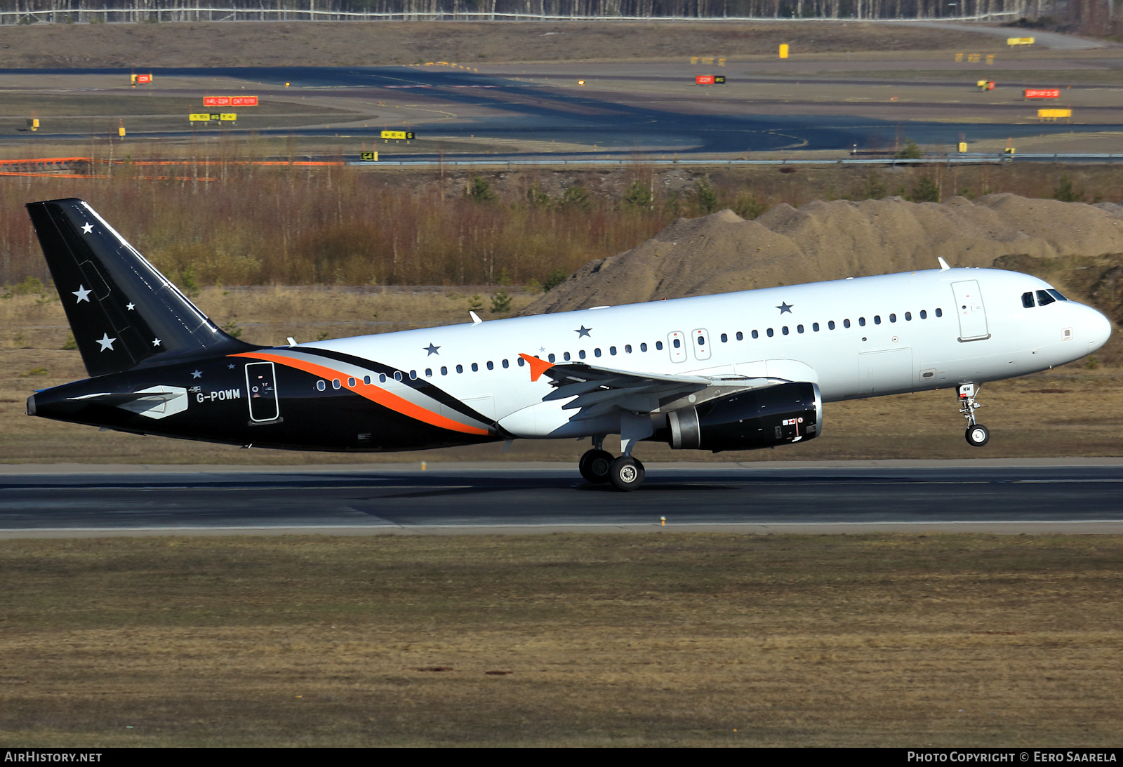 Aircraft Photo of G-POWM | Airbus A320-232 | Titan Airways | AirHistory.net #565613