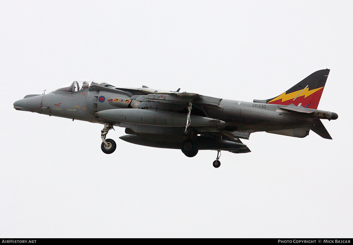 Aircraft Photo of ZD330 | British Aerospace Harrier GR9 | UK - Air Force | AirHistory.net #565654