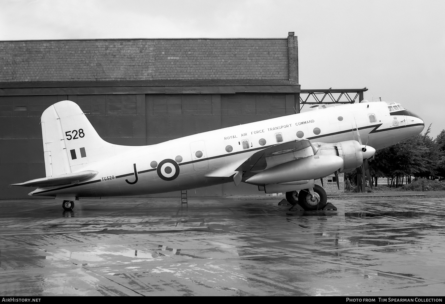 Aircraft Photo of TG528 | Handley Page HP-67 Hastings C1A | UK - Air Force | AirHistory.net #565741