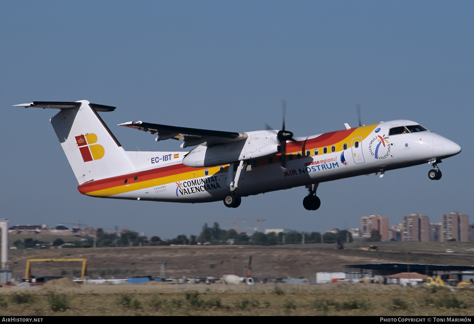 Aircraft Photo of EC-IBT | Bombardier DHC-8-315Q Dash 8 | Iberia Regional | AirHistory.net #565824