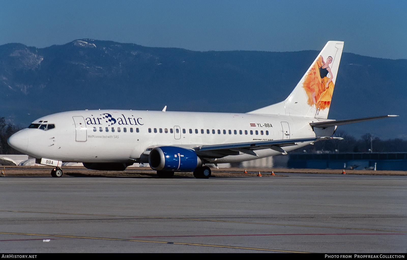 Aircraft Photo of YL-BBA | Boeing 737-505 | AirBaltic | AirHistory.net #565850