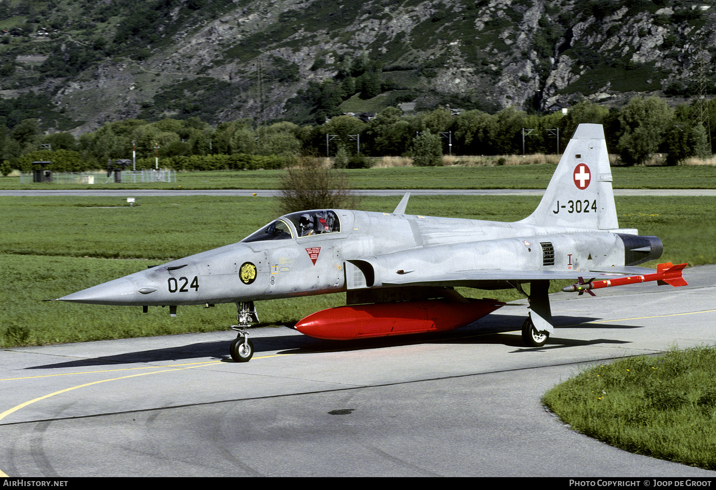 Aircraft Photo of J-3024 | Northrop F-5E Tiger II | Switzerland - Air Force | AirHistory.net #565888