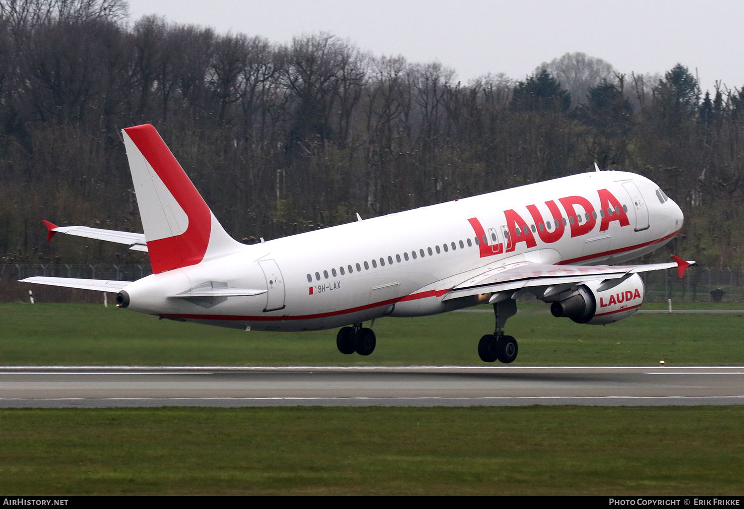 Aircraft Photo of 9H-LAX | Airbus A320-214 | Lauda Europe | AirHistory.net #565905