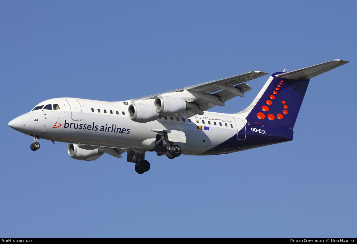Aircraft Photo of OO-DJX | British Aerospace Avro 146-RJ85 | Brussels Airlines | AirHistory.net #565907