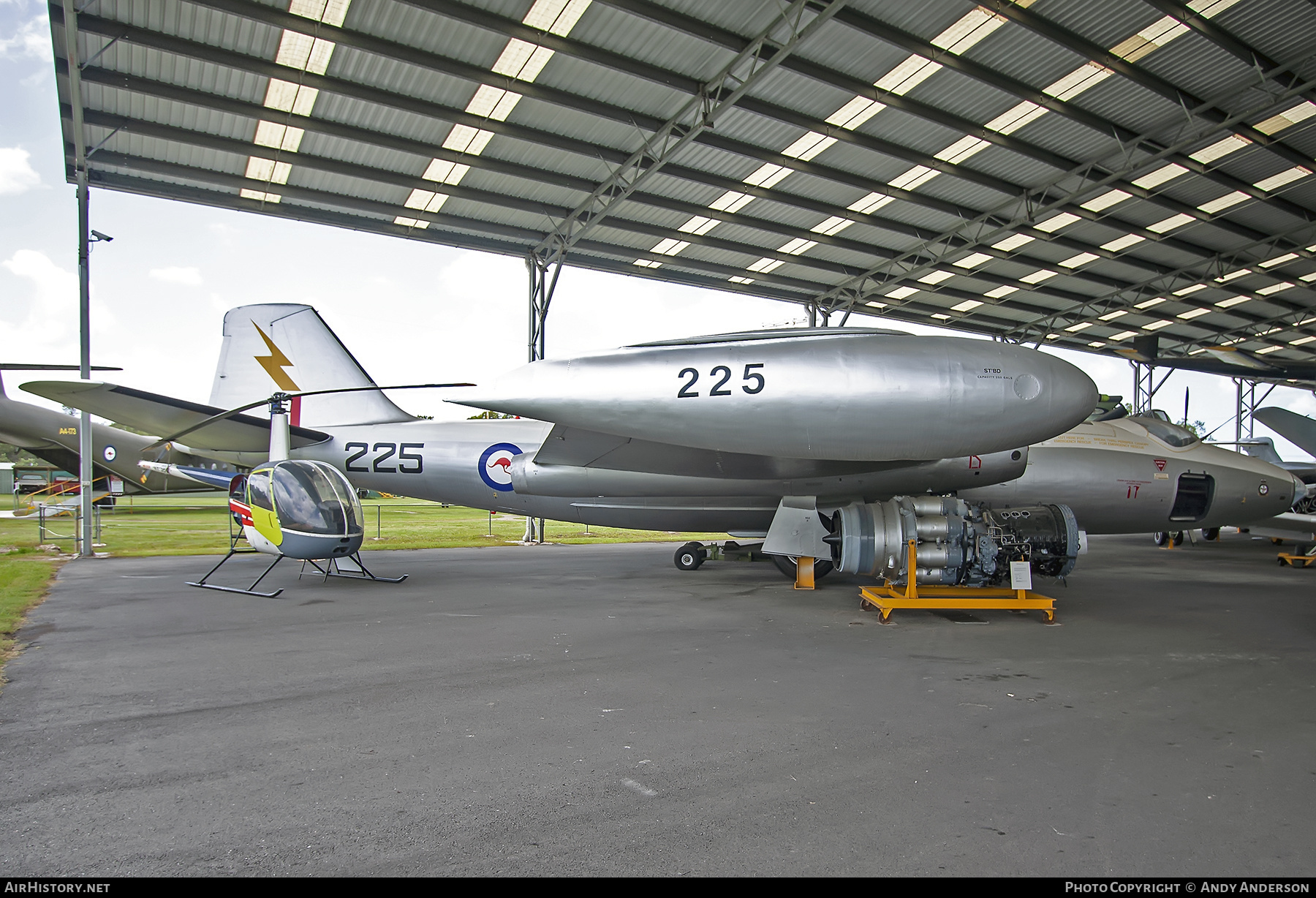 Aircraft Photo of A84-225 | English Electric Canberra B.20 | Australia - Air Force | AirHistory.net #565945