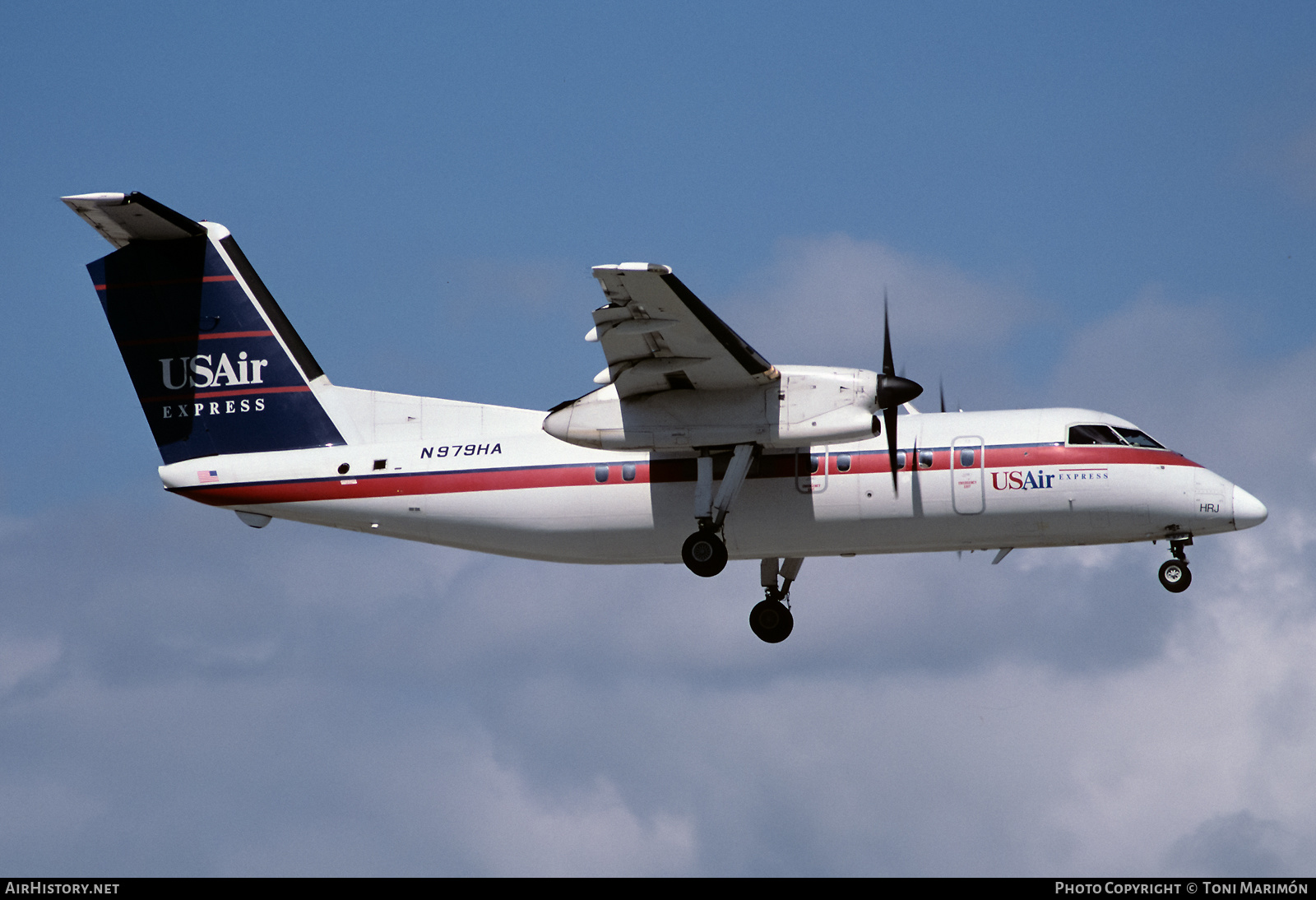 Aircraft Photo of N979HA | De Havilland Canada DHC-8-103 Dash 8 | USAir Express | AirHistory.net #565952