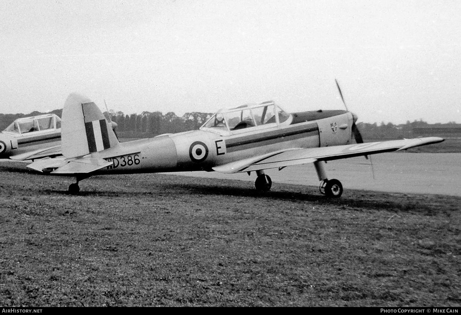 Aircraft Photo of WD386 | De Havilland Canada DHC-1 Chipmunk T10 | UK - Air Force | AirHistory.net #566106