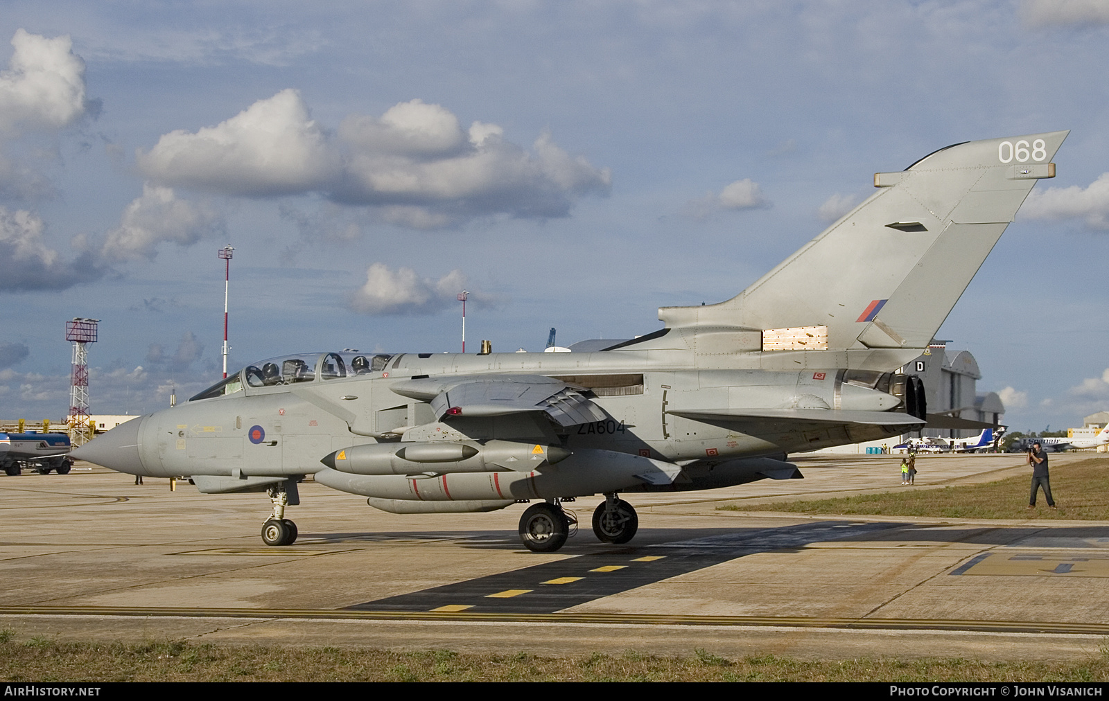 Aircraft Photo of ZA604 | Panavia Tornado GR4 | UK - Air Force | AirHistory.net #566132