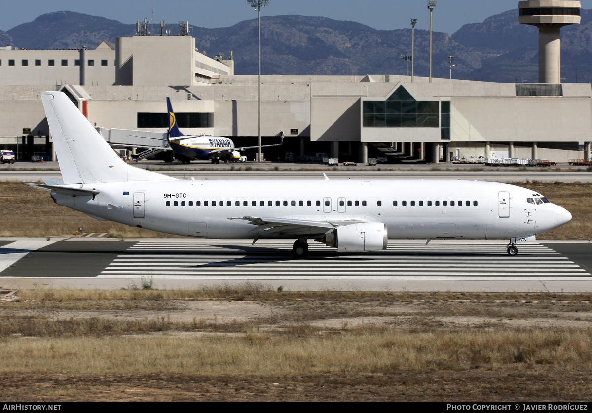 Aircraft Photo of 9H-GTC | Boeing 737-430 | AirHistory.net #566167