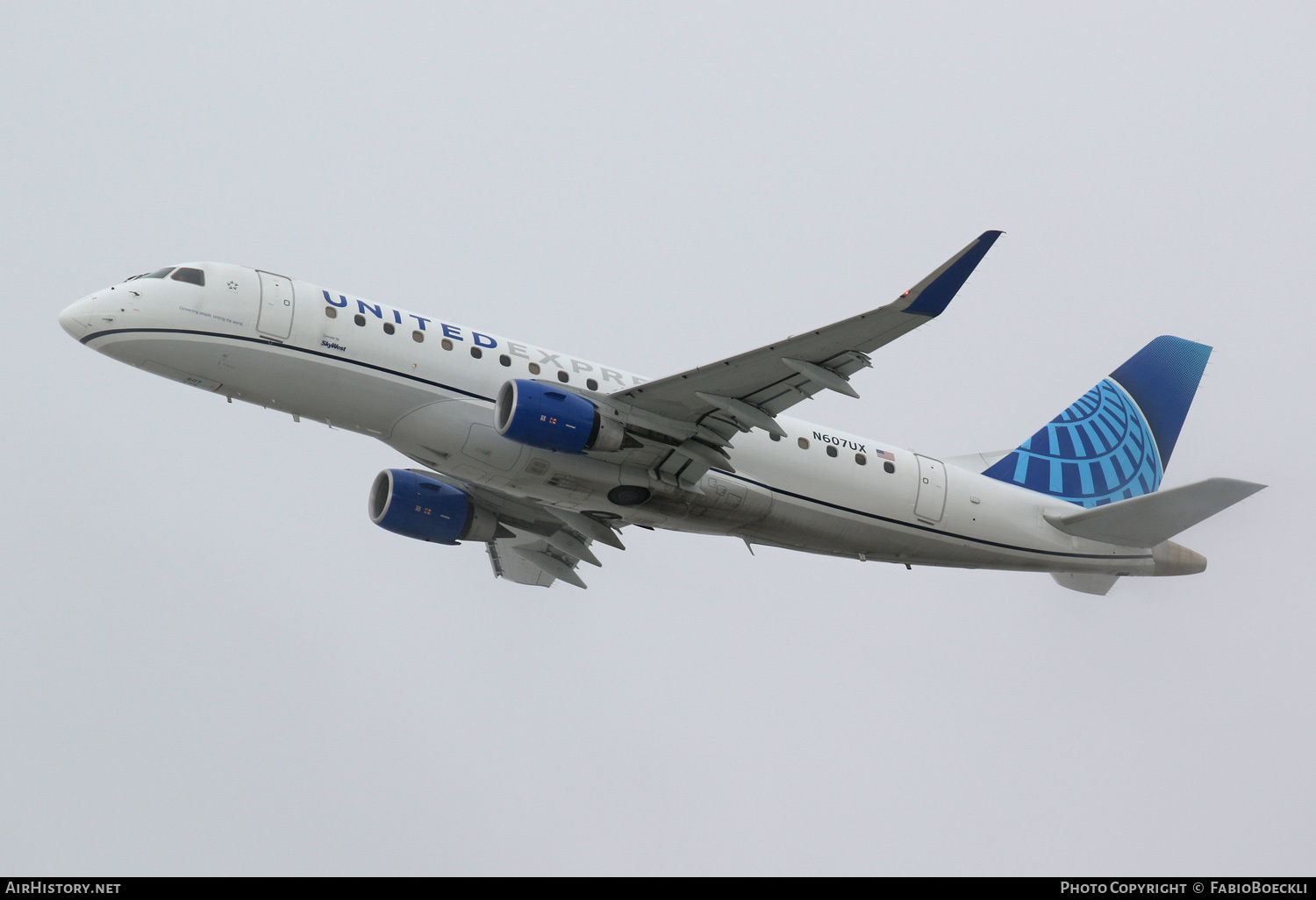 Aircraft Photo of N607UX | Embraer 175LL (ERJ-170-200LL) | United Express | AirHistory.net #566179