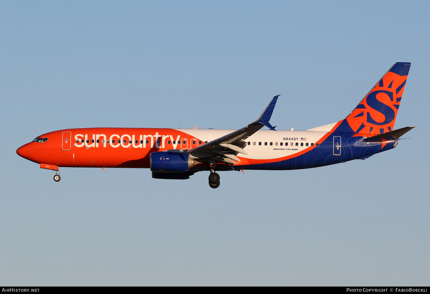 Aircraft Photo of N844SY | Boeing 737-8K5 | Sun Country Airlines | AirHistory.net #566190