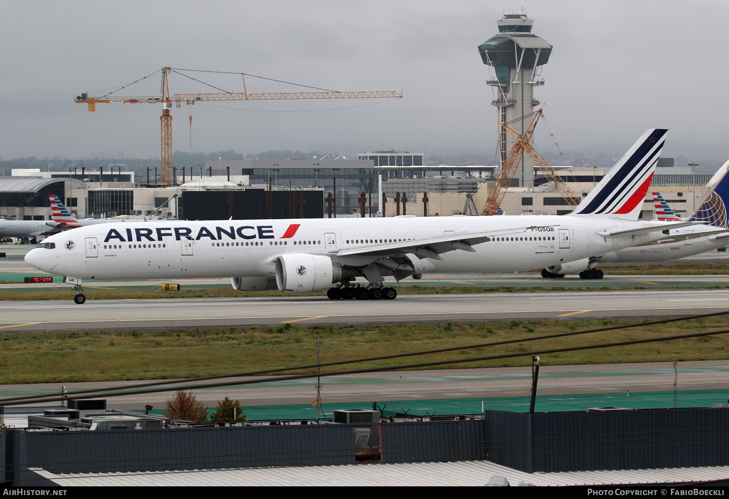Aircraft Photo of F-GSQB | Boeing 777-328/ER | Air France | AirHistory.net #566209