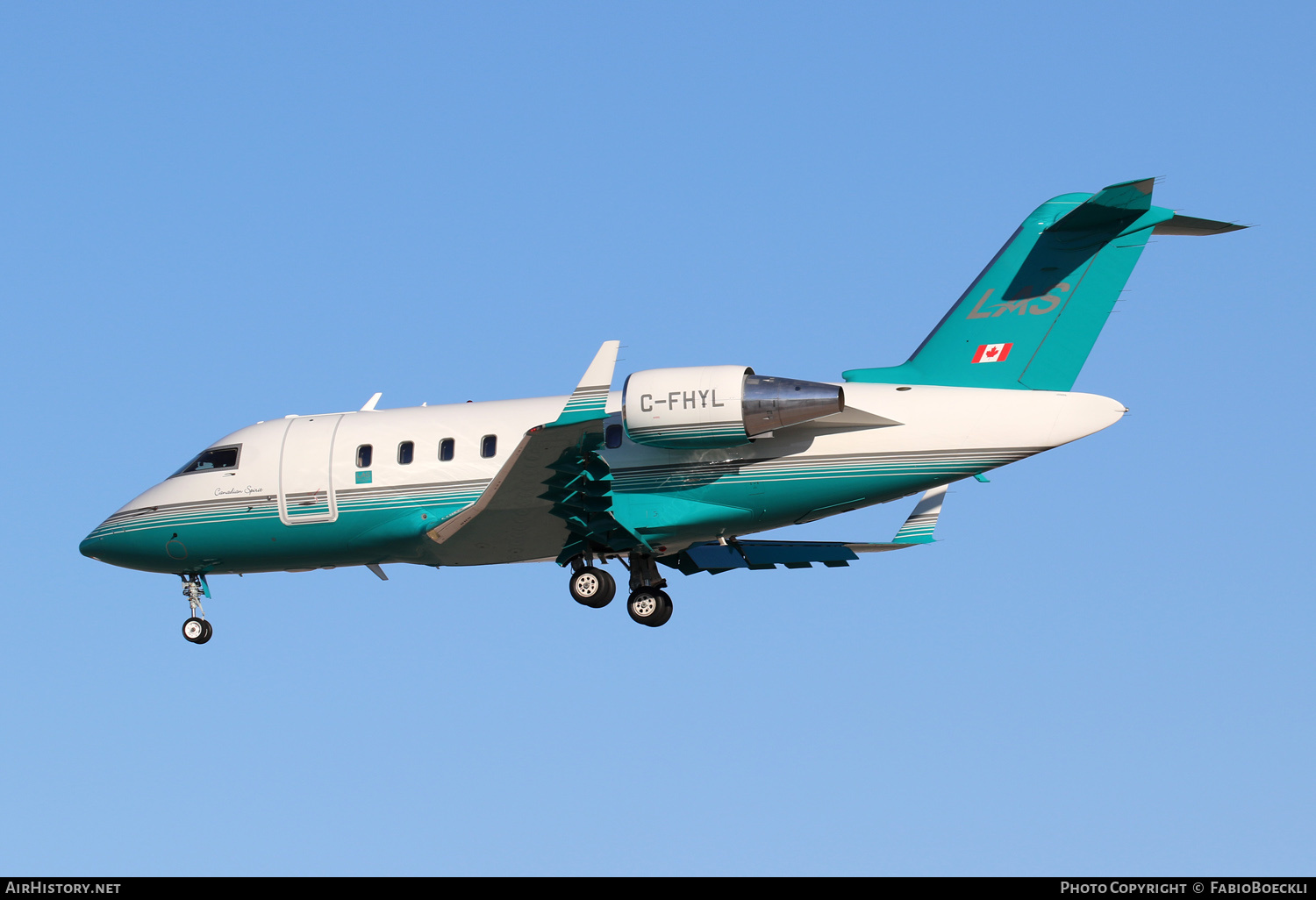 Aircraft Photo of C-FHYL | Bombardier Challenger 604 (CL-600-2B16) | London Air Services - LAS | AirHistory.net #566227