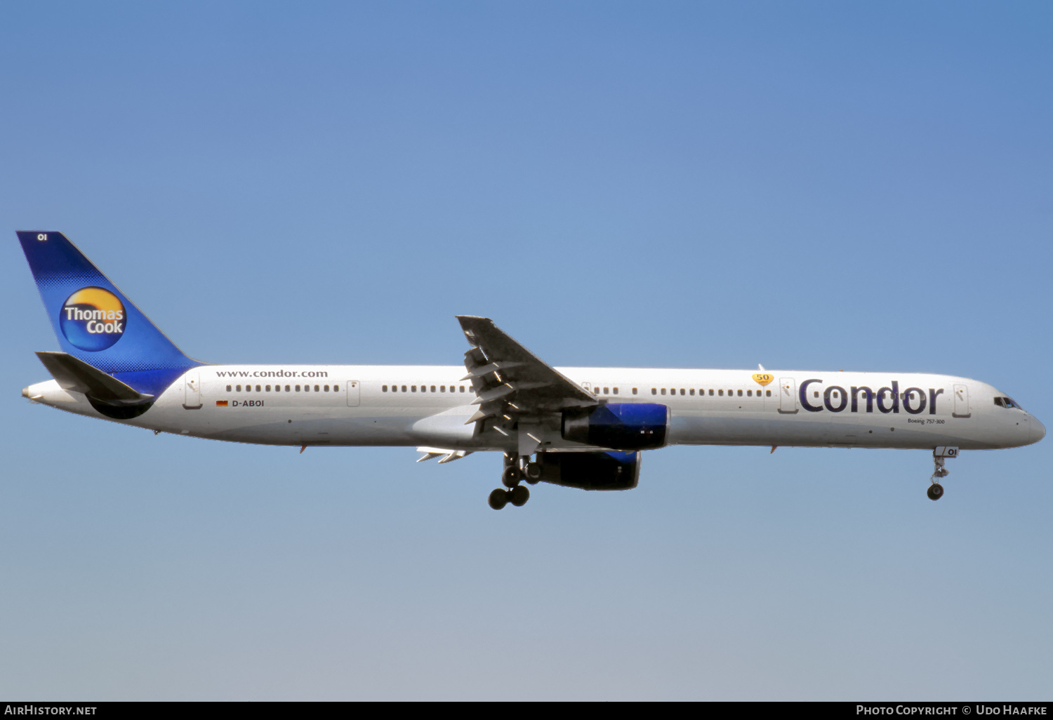 Aircraft Photo of D-ABOI | Boeing 757-330 | Condor Flugdienst | AirHistory.net #566242