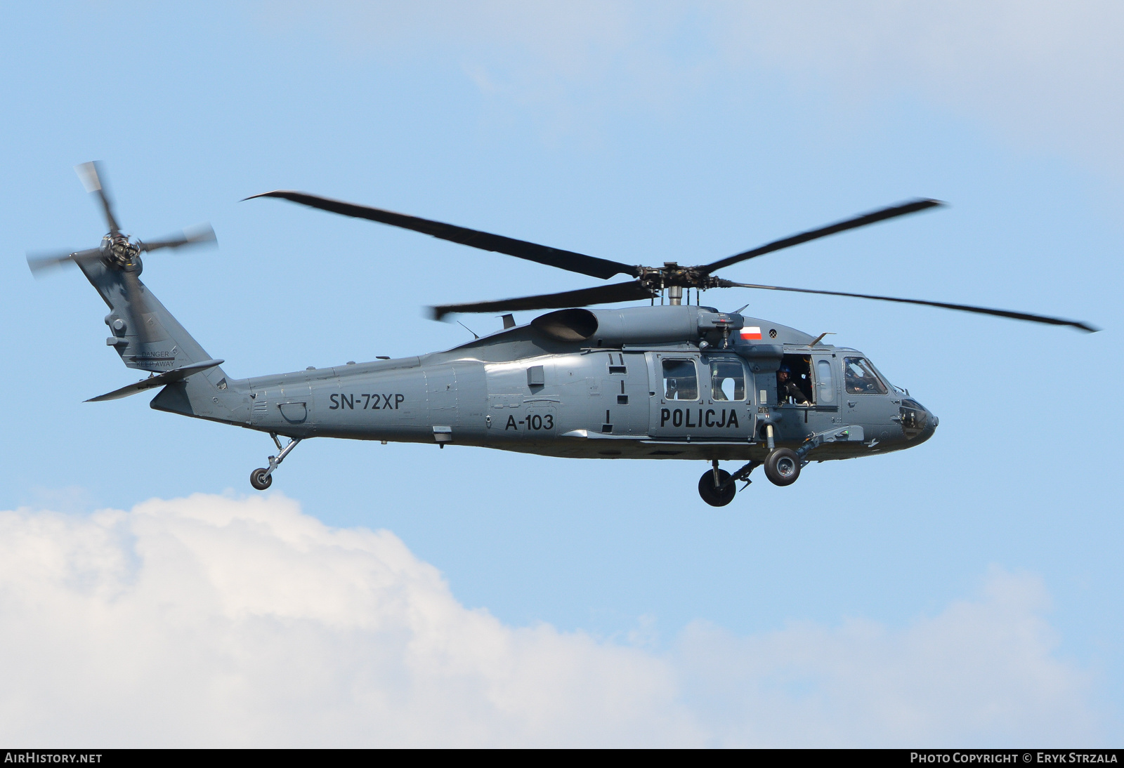 Aircraft Photo of SN-72XP | Sikorsky S-70i International Black Hawk | Poland - Police | AirHistory.net #566263
