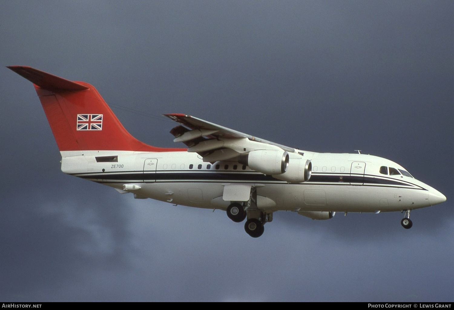 Aircraft Photo of ZE700 | British Aerospace BAe-146 CC.2 | UK - Air Force | AirHistory.net #566279