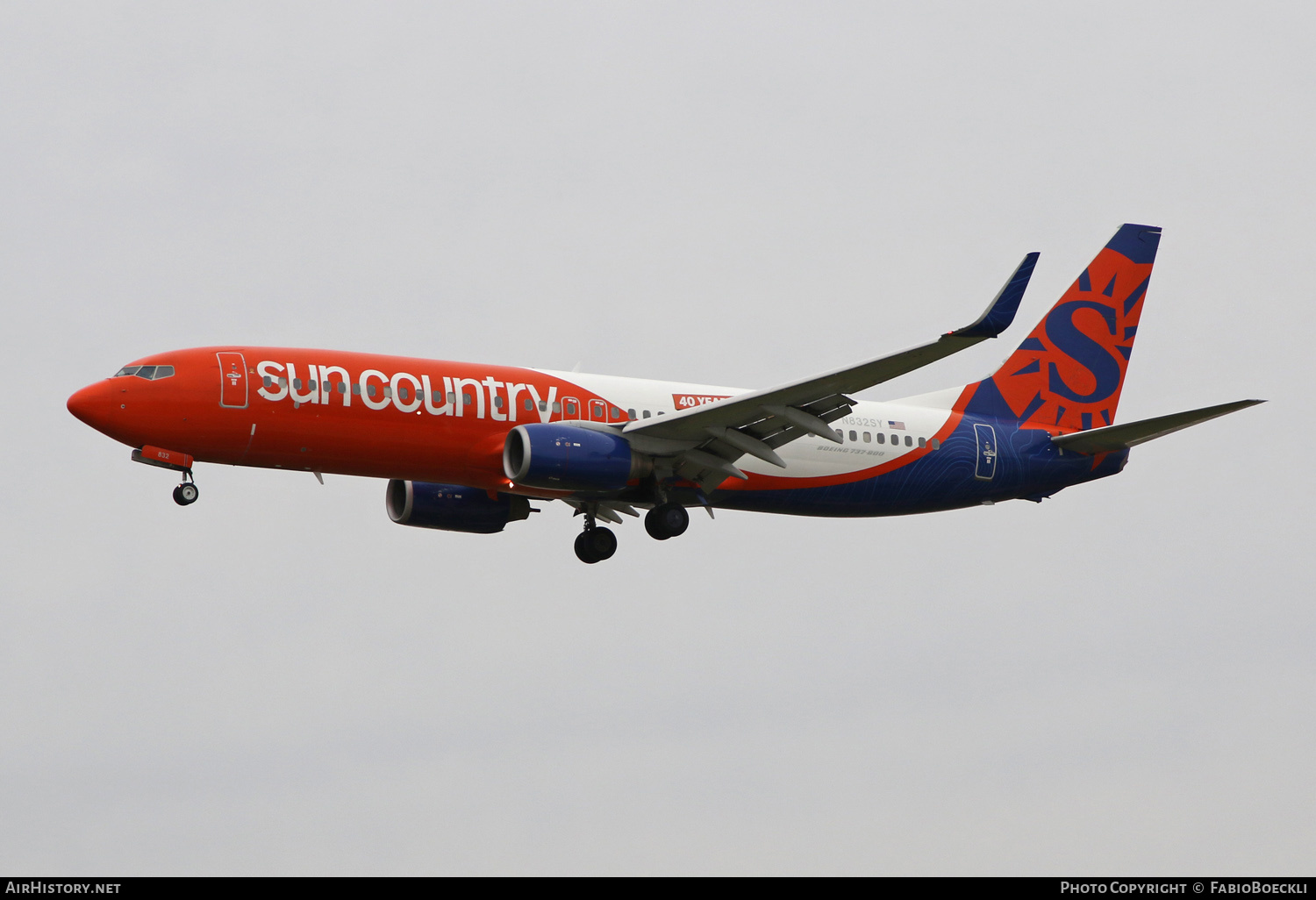 Aircraft Photo of N832SY | Boeing 737-8KN | Sun Country Airlines | AirHistory.net #566321