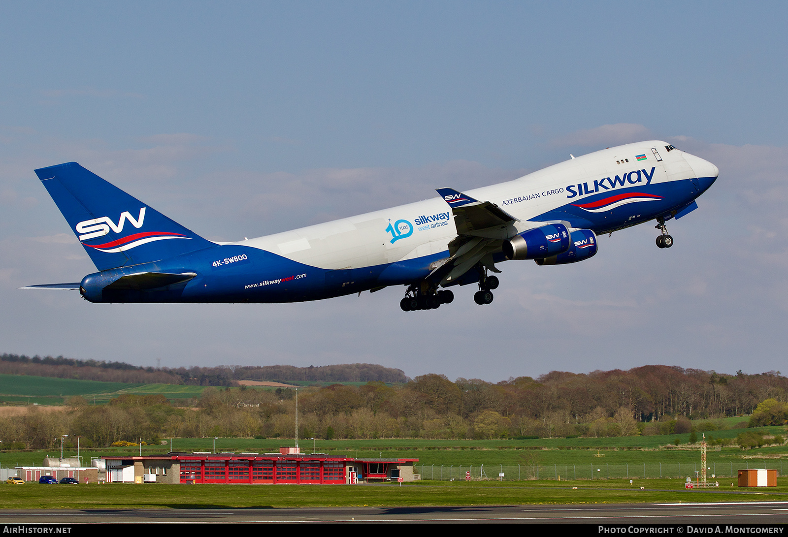 Aircraft Photo of 4K-SW800 | Boeing 747-4R7F/SCD | SilkWay Azerbaijan Cargo | AirHistory.net #566326