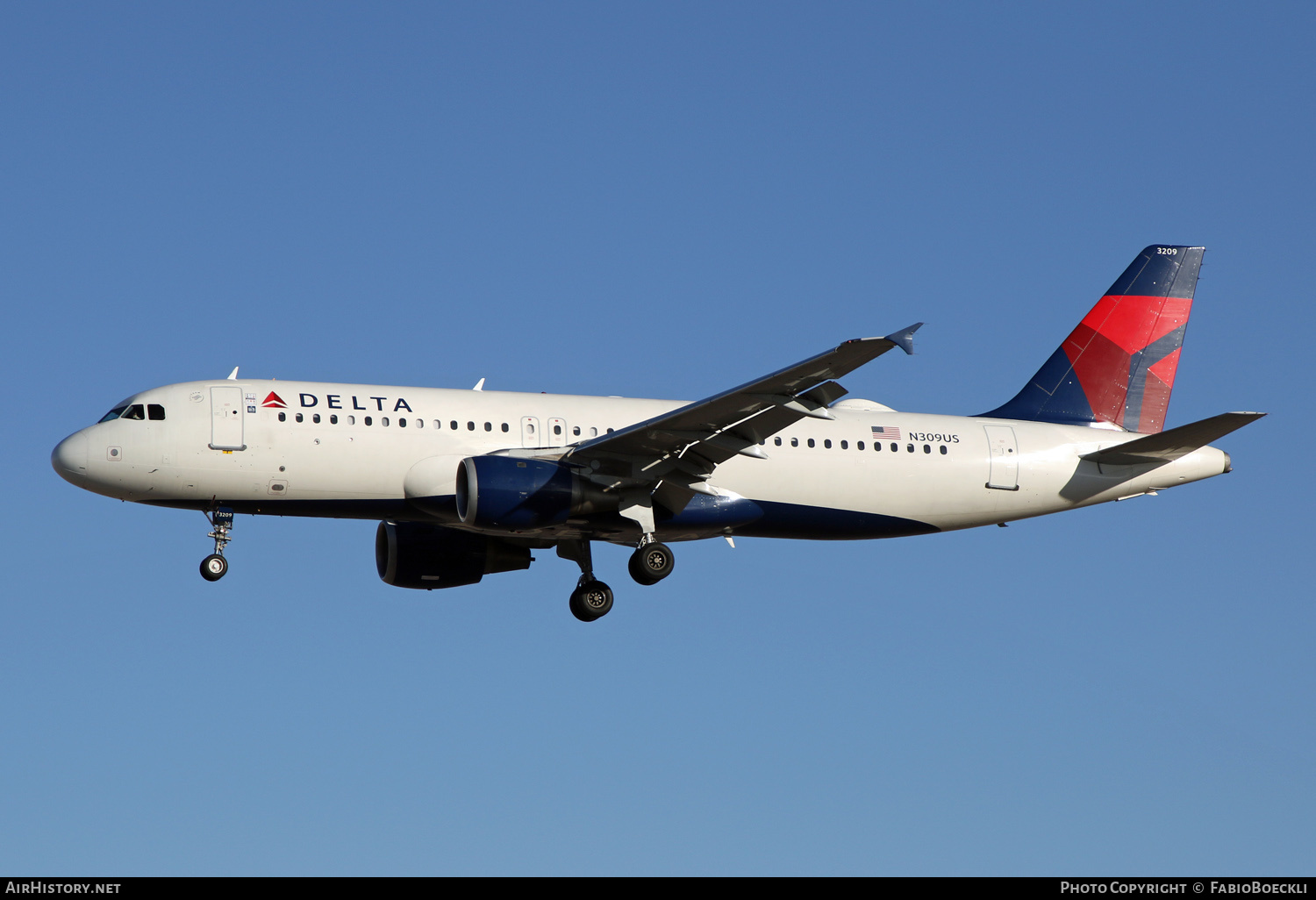 Aircraft Photo of N309US | Airbus A320-211 | Delta Air Lines | AirHistory.net #566349