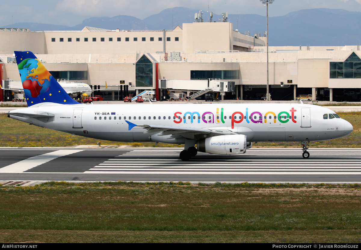 Aircraft Photo of YR-SEA | Airbus A320-231 | Small Planet Airlines | AirHistory.net #566431