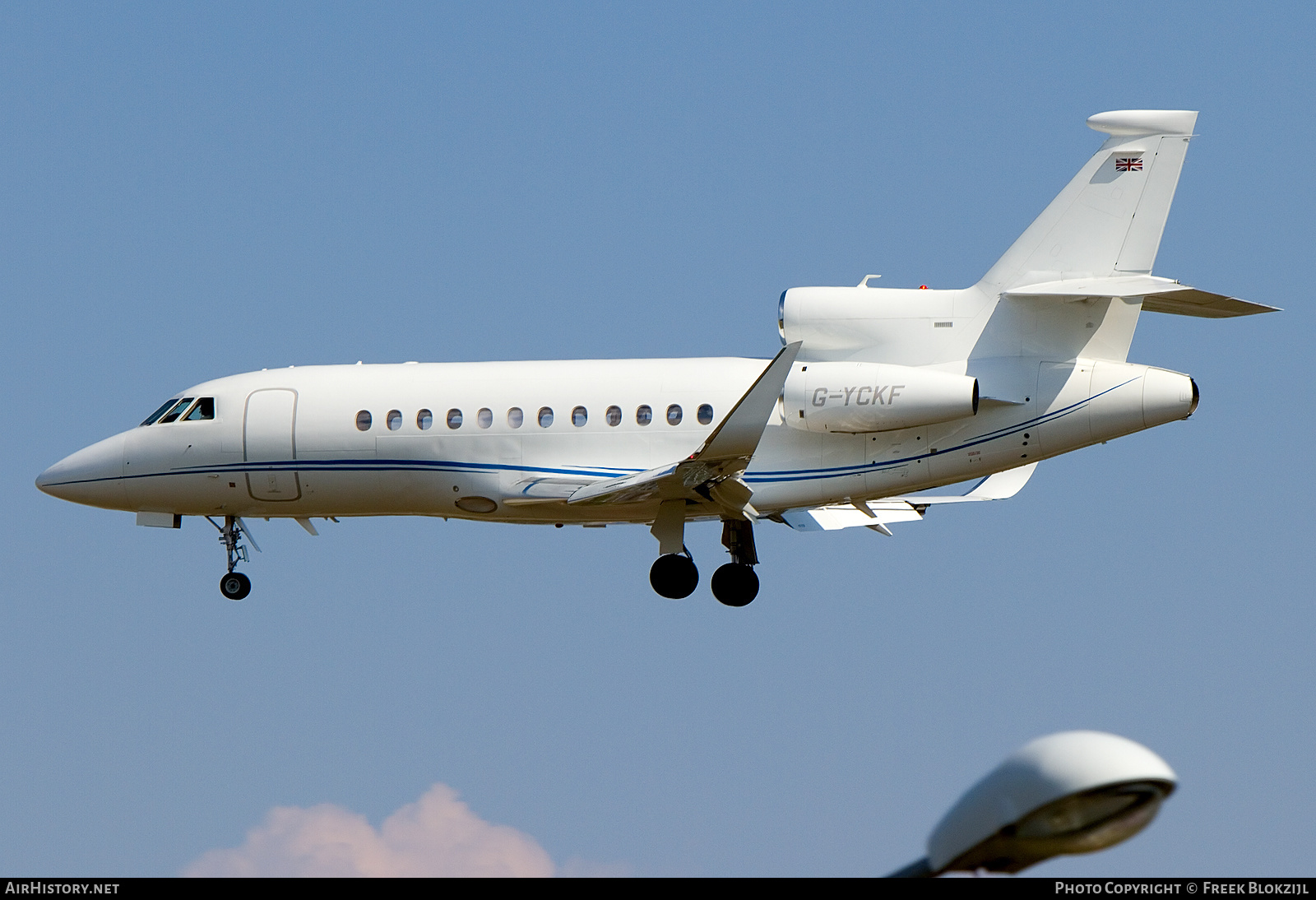 Aircraft Photo of G-YCKF | Dassault Falcon 900EX | AirHistory.net #566472