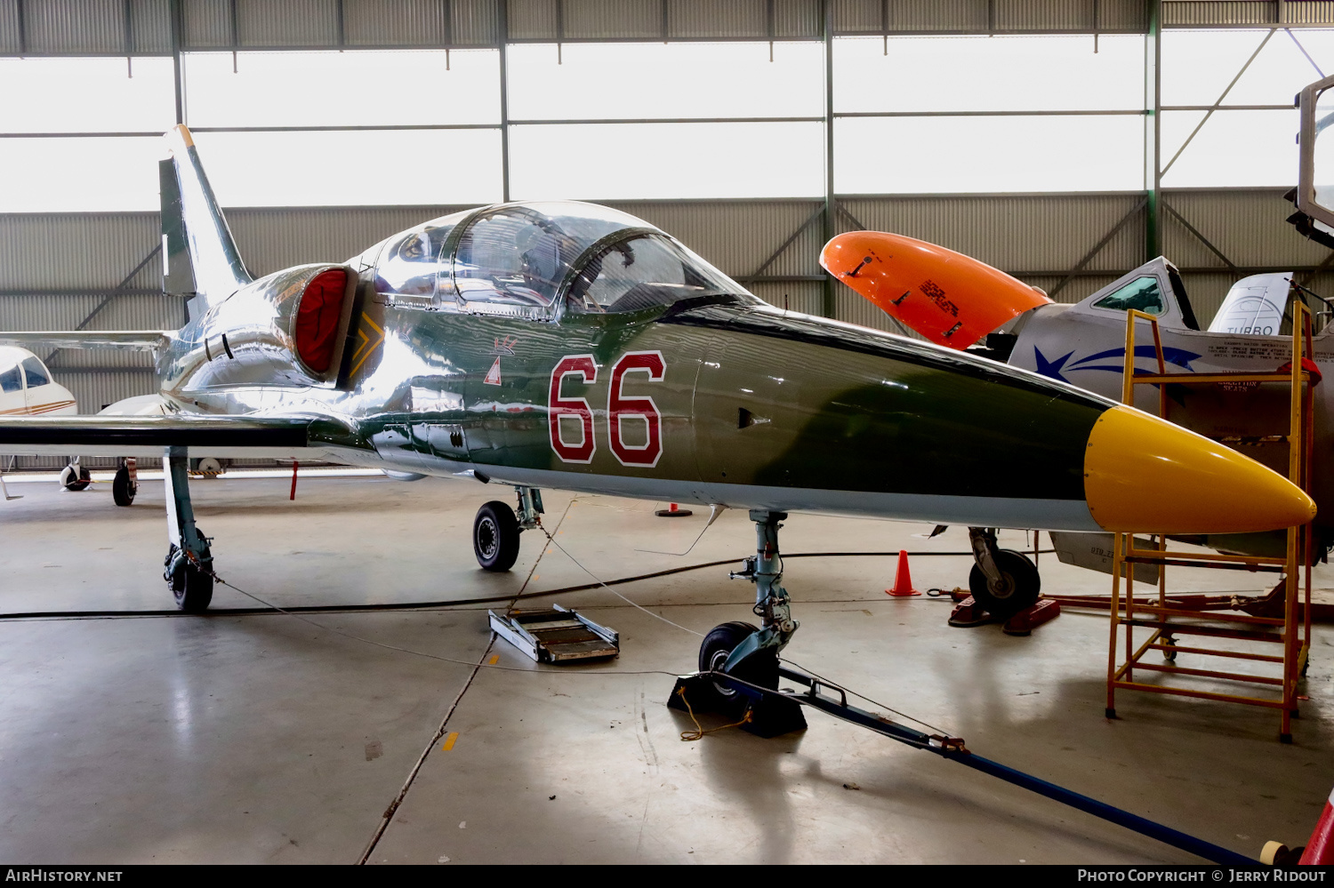 Aircraft Photo of VH-IOT / 66 red | Aero L-39C Albatros | Soviet Union - Air Force | AirHistory.net #566484