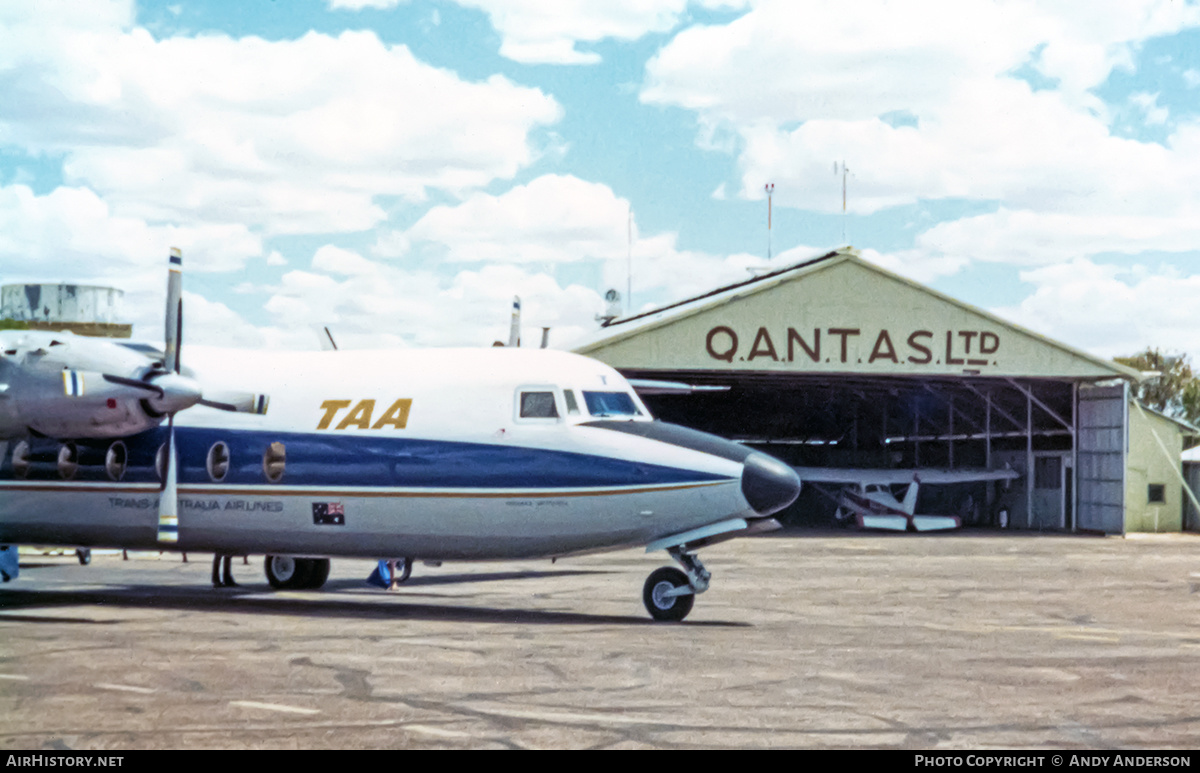 Airport photo of Longreach (YLRE / LRE) in Queensland, Australia | AirHistory.net #566526