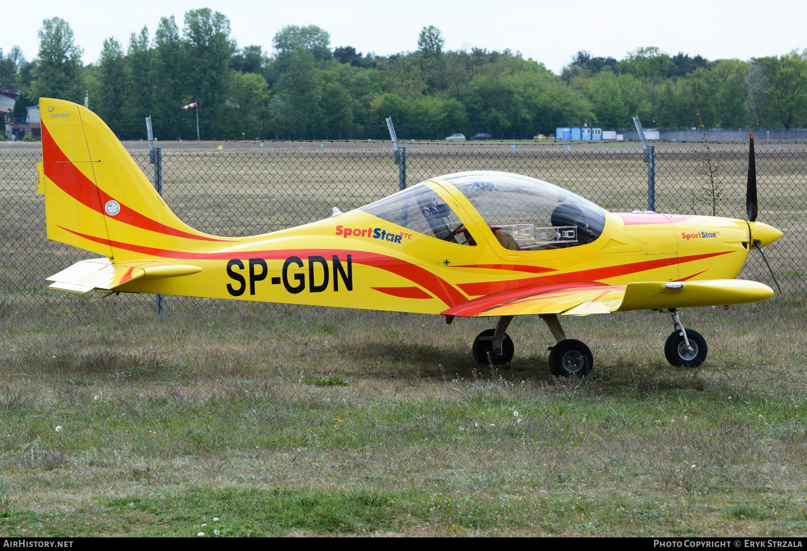 Aircraft Photo of SP-GDN | Evektor-Aerotechnik SportStar | AirHistory.net #566543