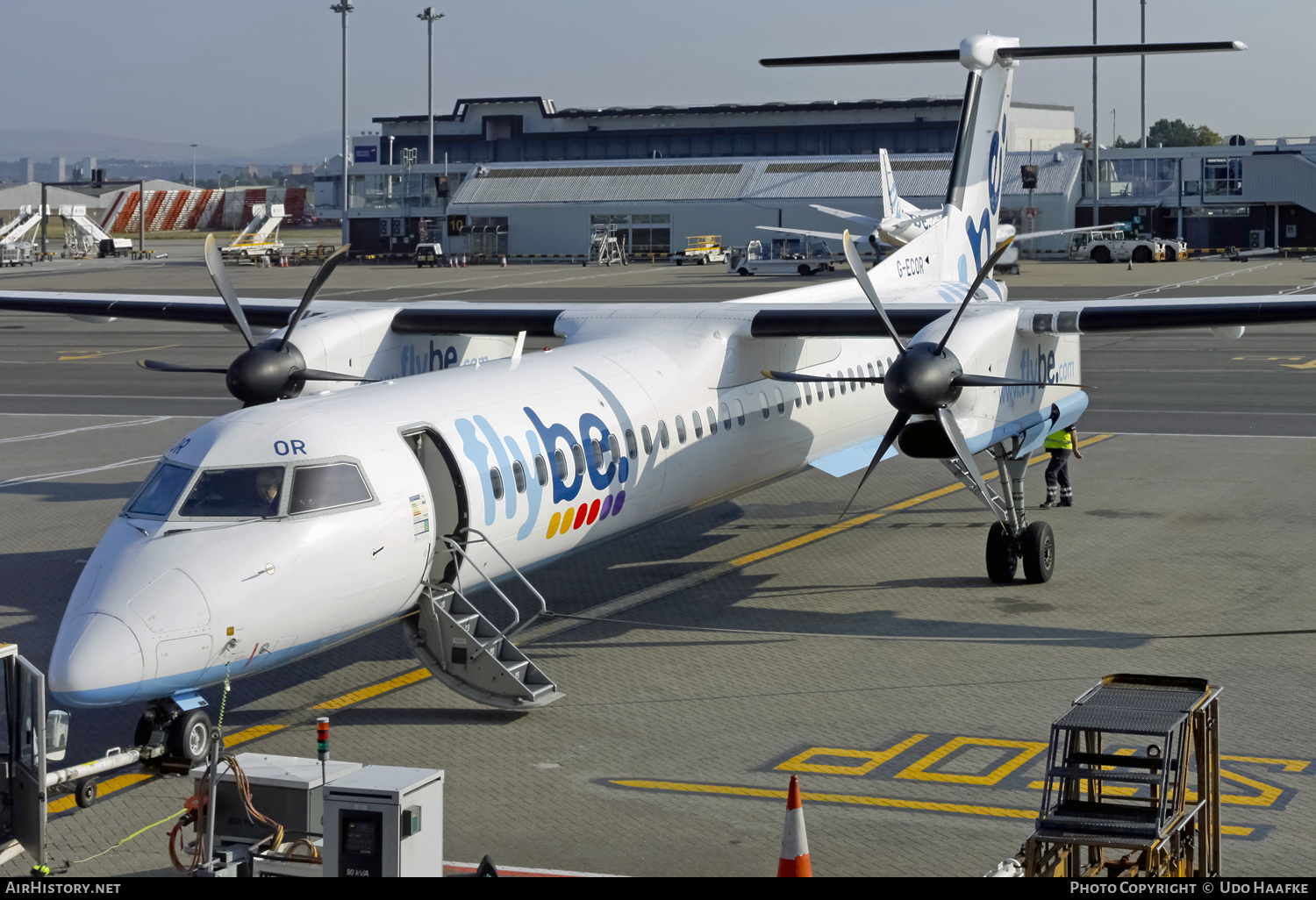 Aircraft Photo of G-ECOR | Bombardier DHC-8-402 Dash 8 | Flybe | AirHistory.net #566564