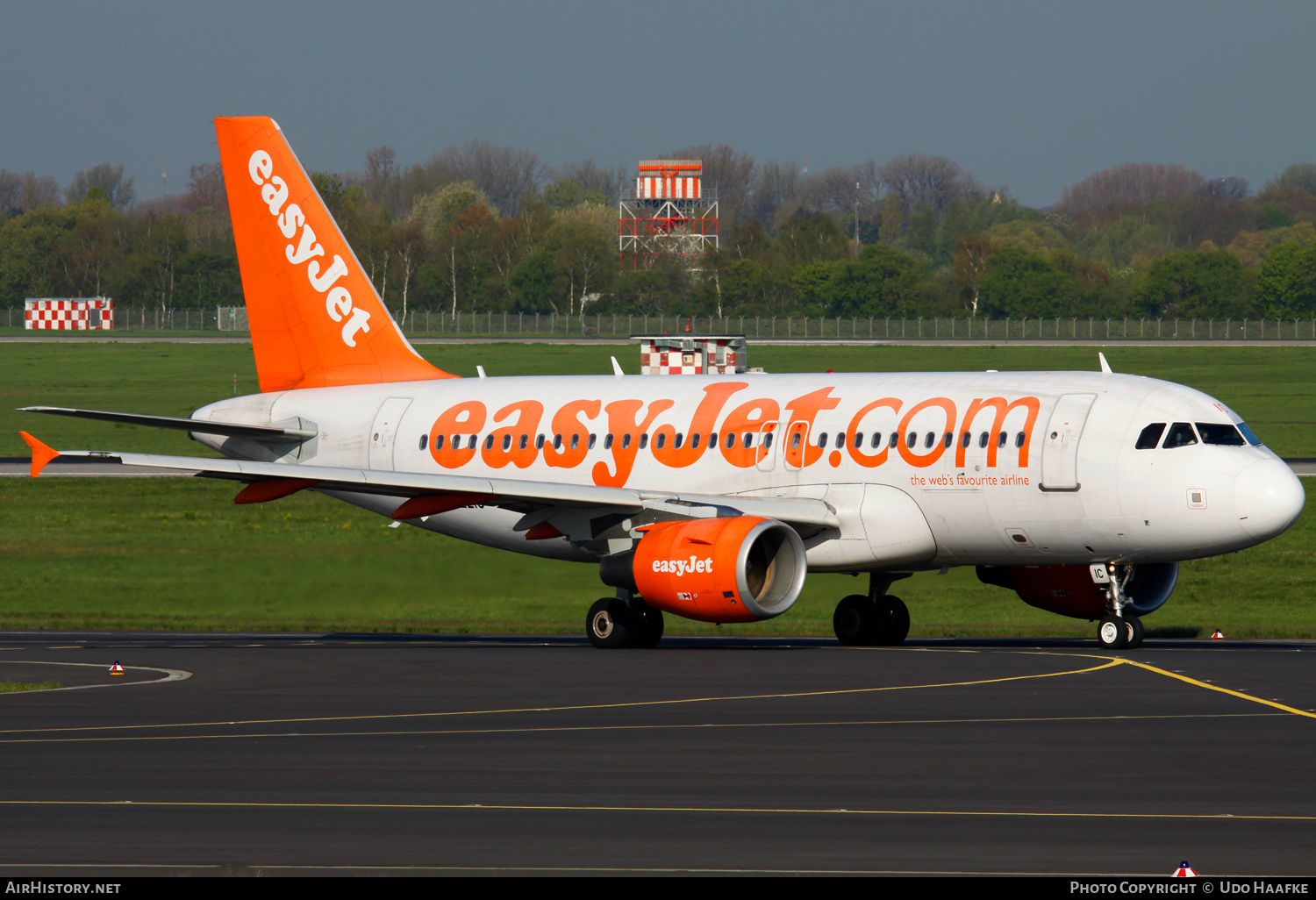 Aircraft Photo of G-EZIC | Airbus A319-111 | EasyJet | AirHistory.net #566576