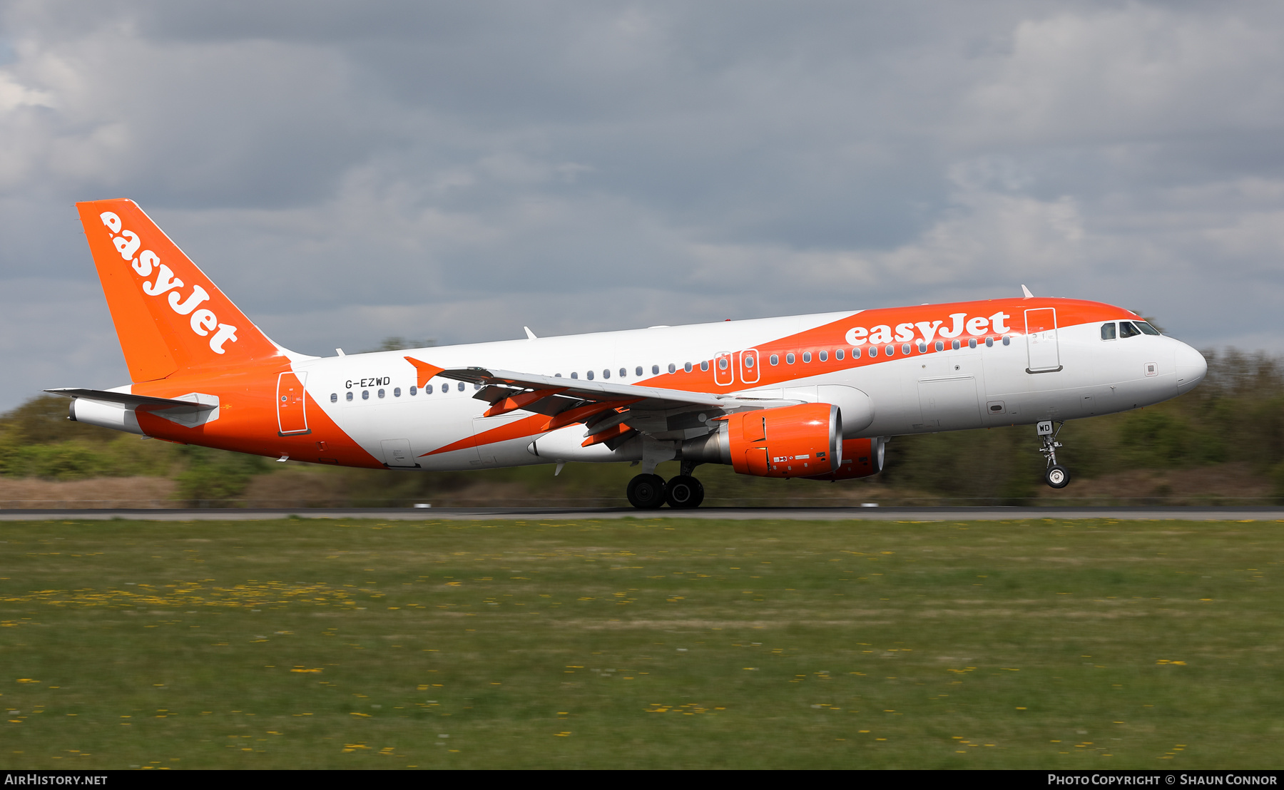 Aircraft Photo of G-EZWD | Airbus A320-214 | EasyJet | AirHistory.net #566658