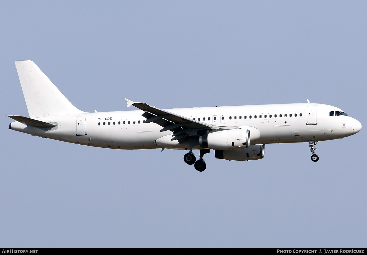 Aircraft Photo of YL-LDE | Airbus A320-232 | AirHistory.net #566667