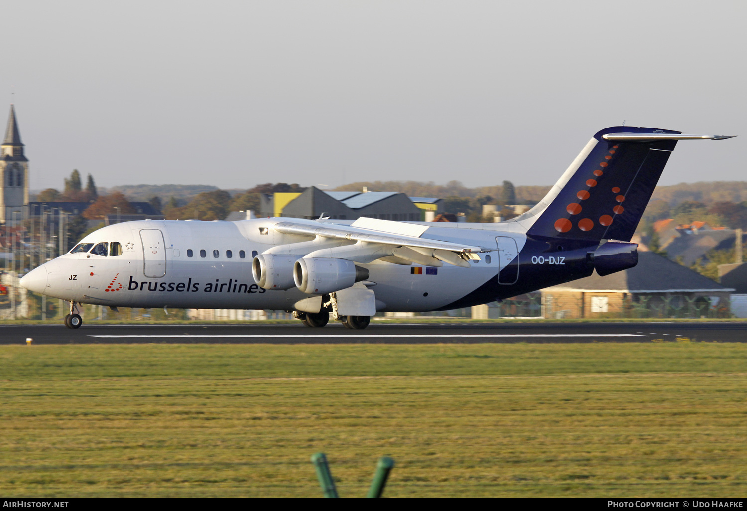 Aircraft Photo of OO-DJZ | British Aerospace Avro 146-RJ85 | Brussels Airlines | AirHistory.net #566722