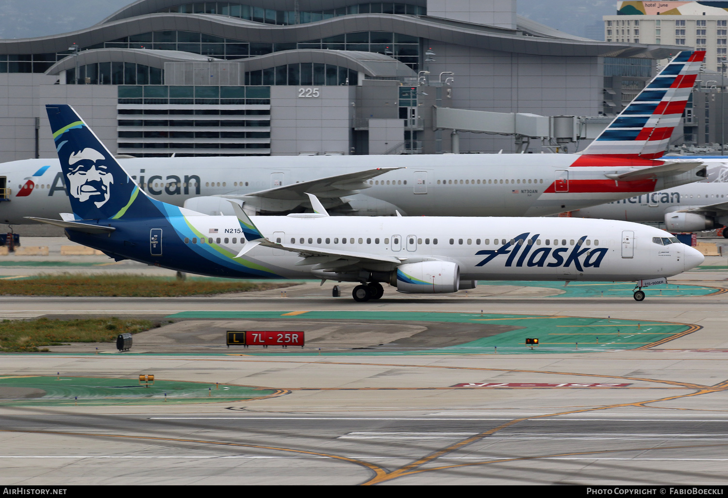 Aircraft Photo of N215AK | Boeing 737-900/ER | Alaska Airlines | AirHistory.net #566783