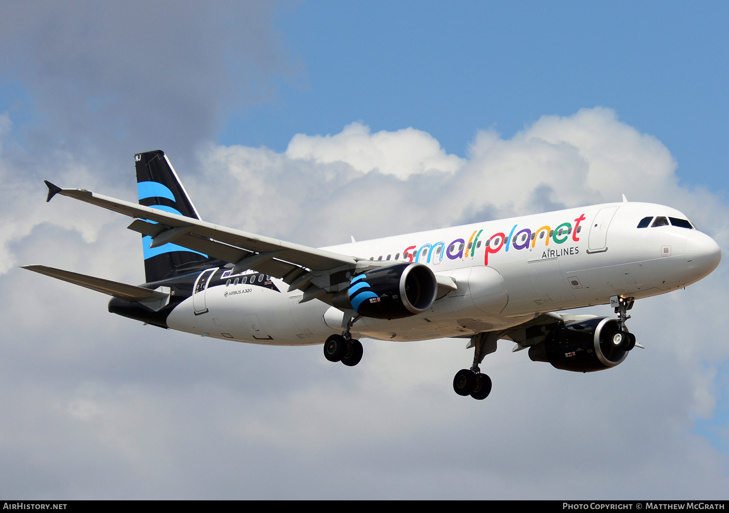 Aircraft Photo of LY-ONJ | Airbus A320-214 | Small Planet Airlines | AirHistory.net #567004