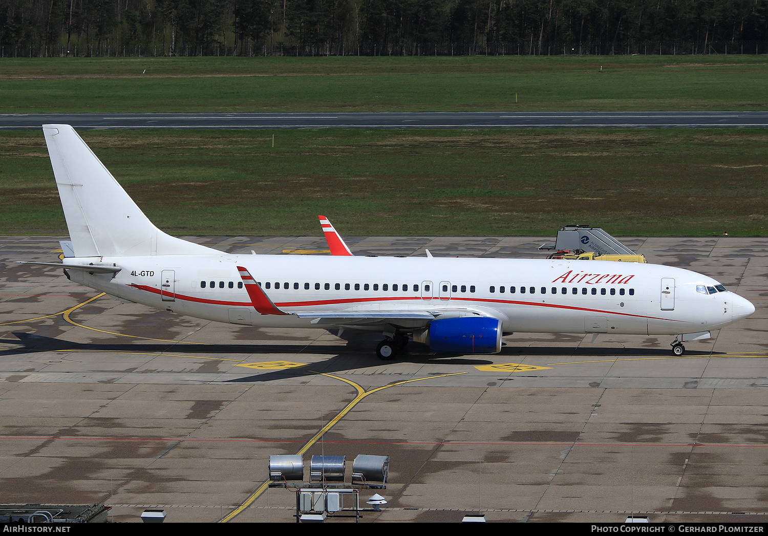 Aircraft Photo of 4L-GTD | Boeing 737-8FH | Airzena - Georgian Airways | AirHistory.net #567027