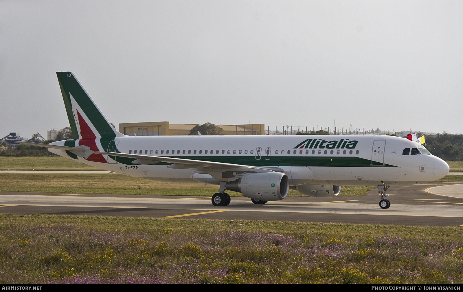 Aircraft Photo of EI-DTO | Airbus A320-216 | Alitalia | AirHistory.net #567056