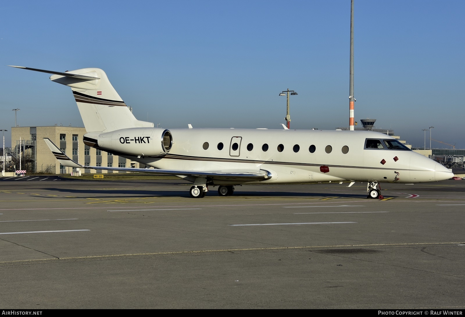 Aircraft Photo of OE-HKT | Gulfstream Aerospace G280 | AirHistory.net #567075