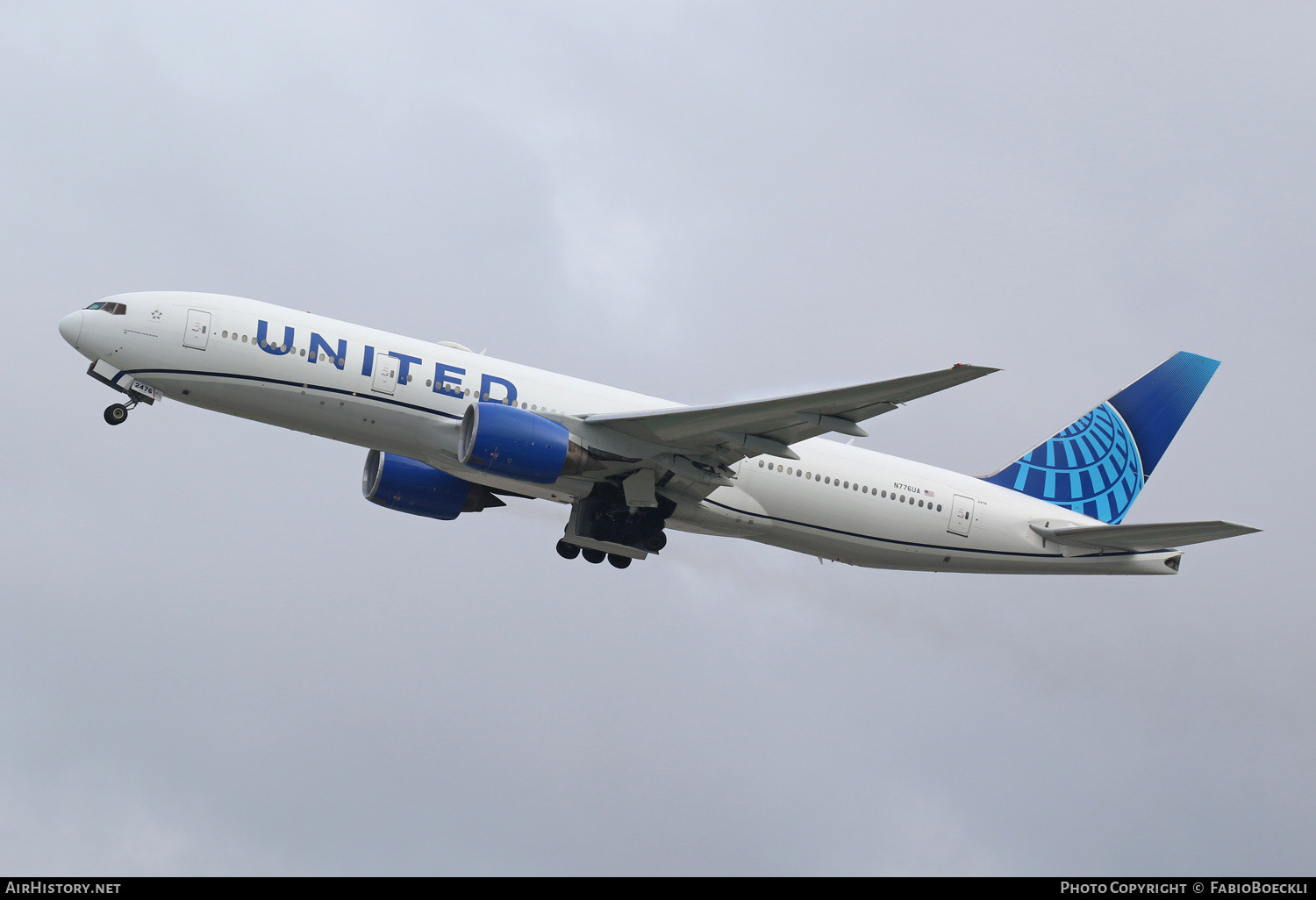 Aircraft Photo of N776UA | Boeing 777-222 | United Airlines | AirHistory.net #567080