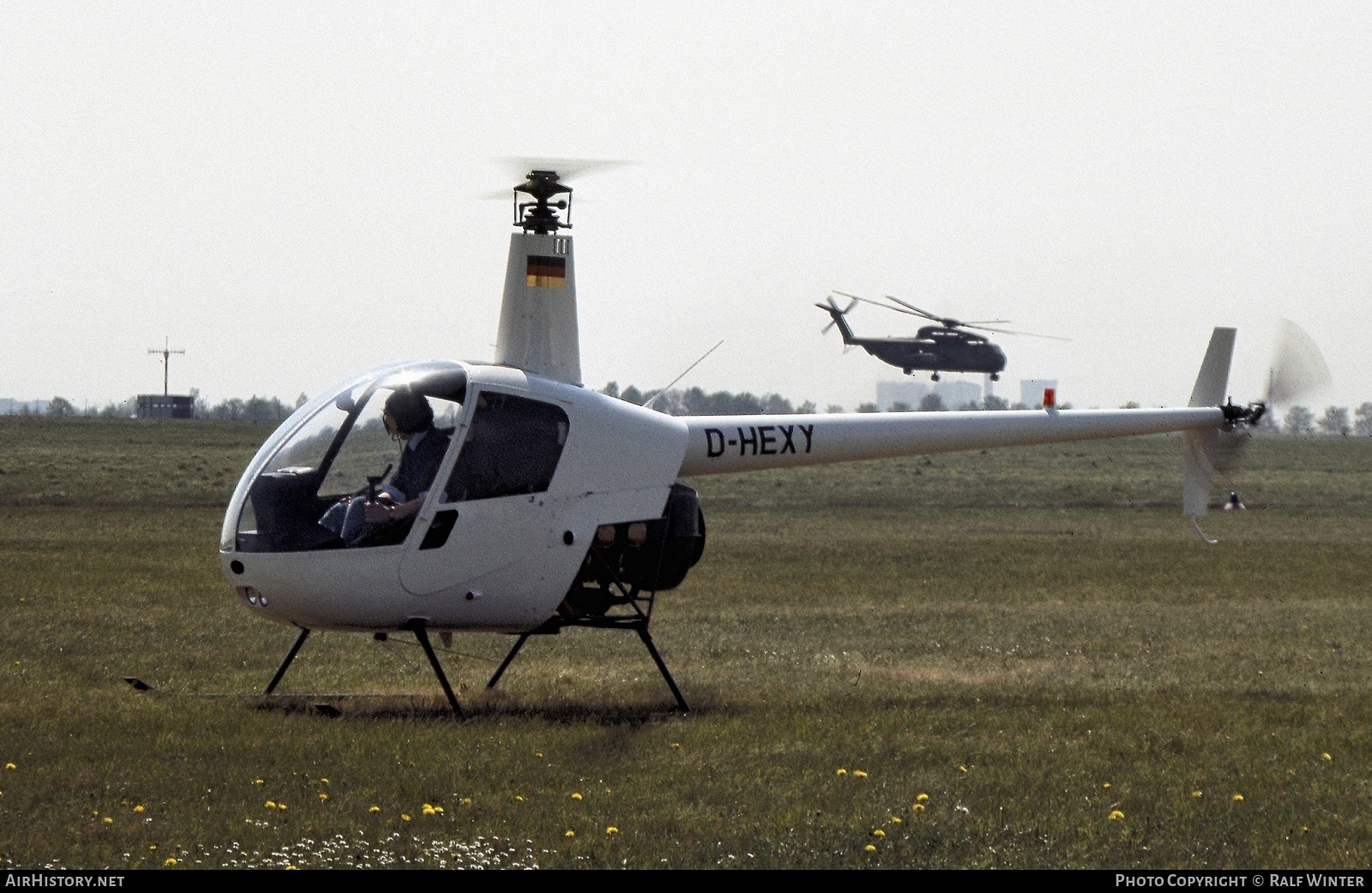 Aircraft Photo of D-HEXY | Robinson R-22 | AirHistory.net #567117