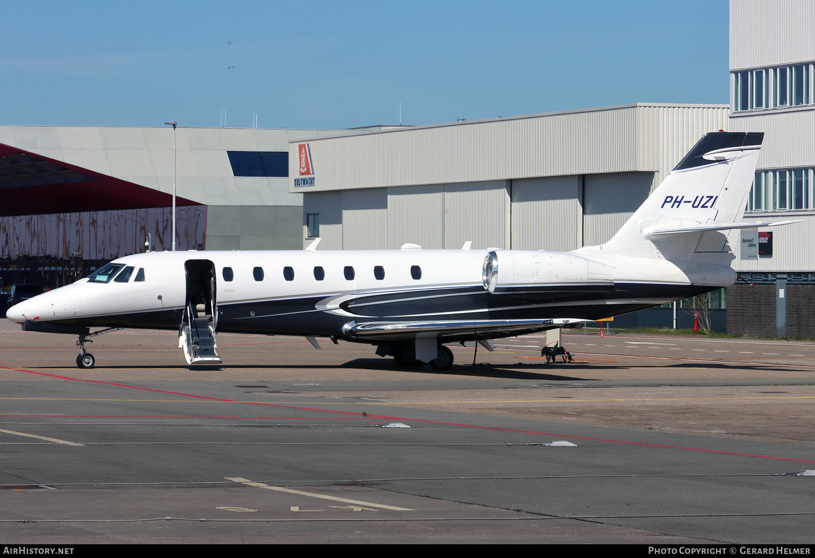 Aircraft Photo of PH-UZI | Cessna 680 Citation Sovereign | AirHistory.net #567157