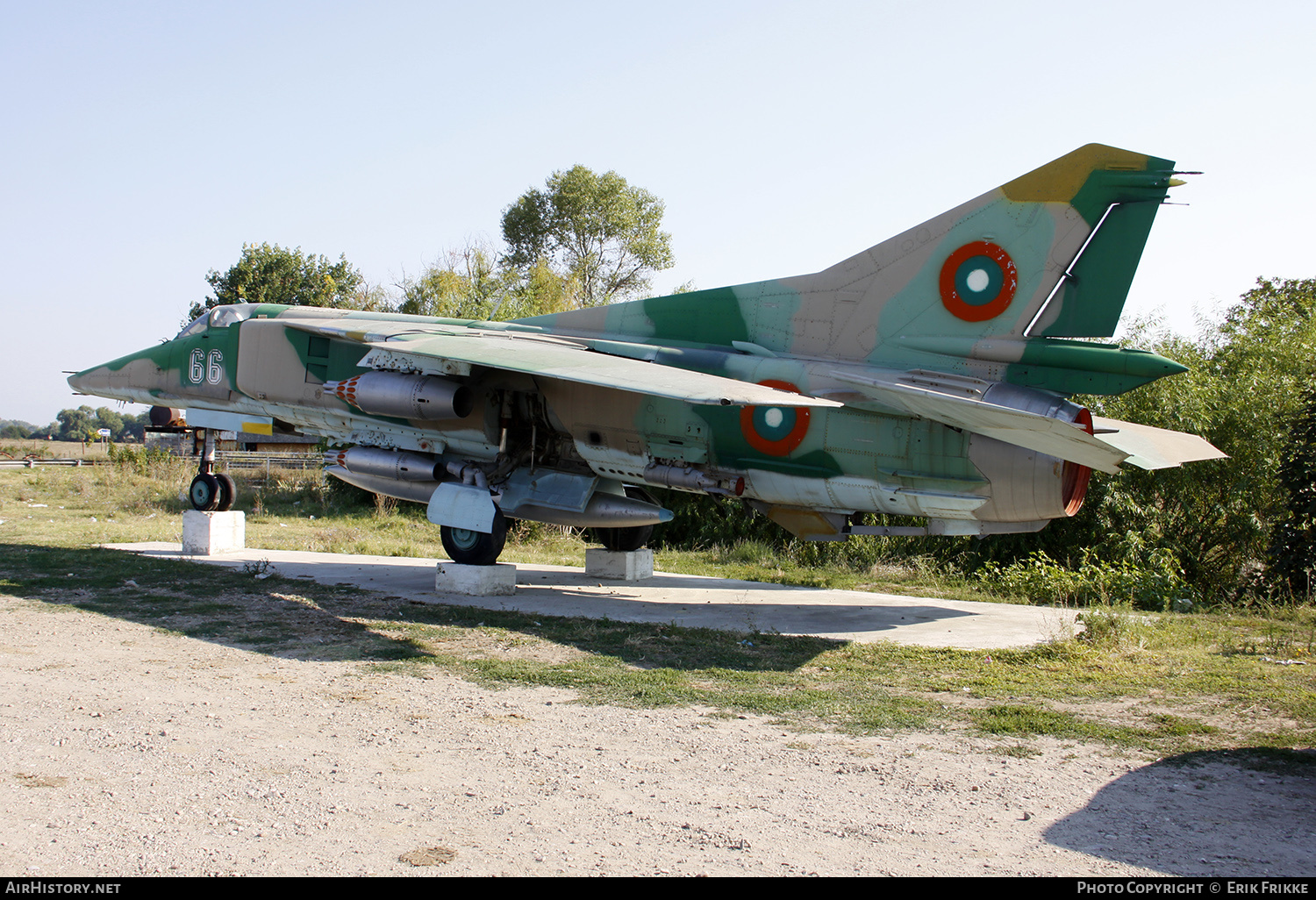 Aircraft Photo of 66 | Mikoyan-Gurevich MiG-23BN | Bulgaria - Air Force | AirHistory.net #567223