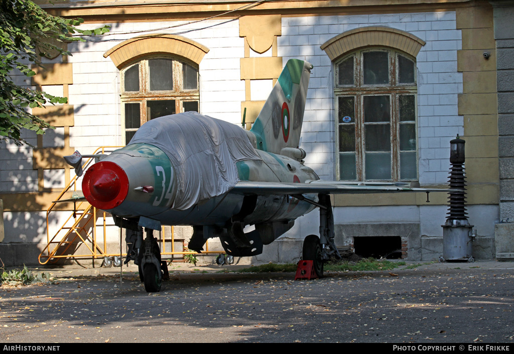 Aircraft Photo of 34 | Mikoyan-Gurevich MiG-21UM | Bulgaria - Air Force | AirHistory.net #567258
