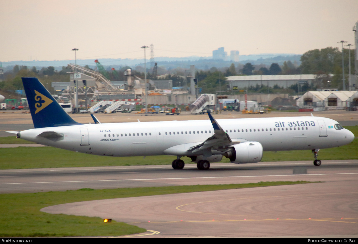 Aircraft Photo of EI-KGA | Airbus A321-271NX | Air Astana | AirHistory.net #567276